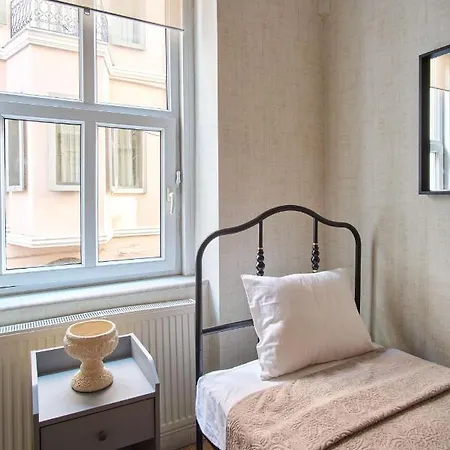 Taksim Square, Galata Tower Historical Flat